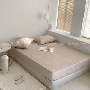 DEFECTIVE Bedsheets Set Quilt Cover Set Only (Not Returnable)